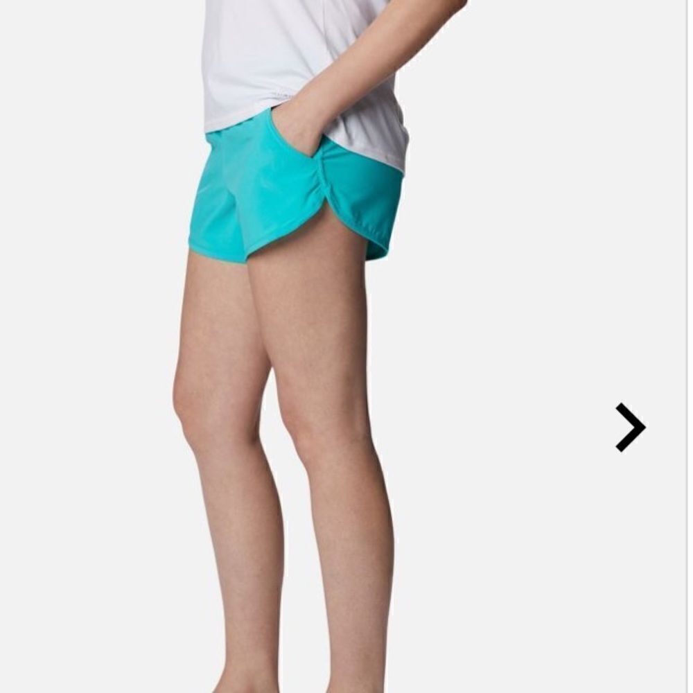 Columbia Women's Bogata Bay™ Stretch Shorts NWT Sz L - Picture 3 of 13